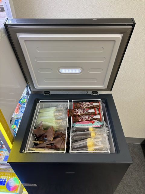 アイスクリームストッカー